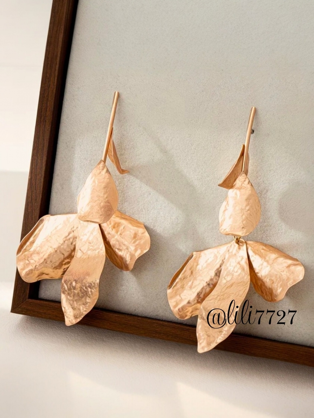 14kt Gold Plated Floral Earrings Trendy Zara/Anthropologie Style Statement New